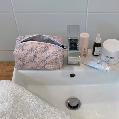 Upcycled Necessär - Bari