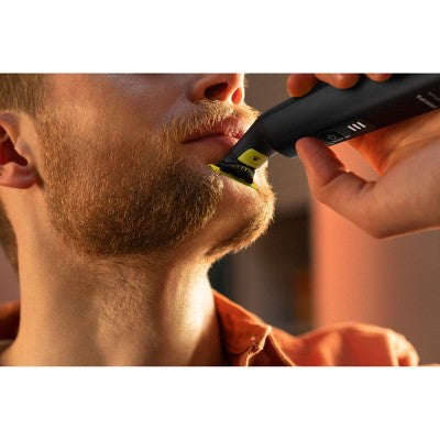Philips Norelco Men's One Blade Battery Powered Body Hair Trimmer - New
