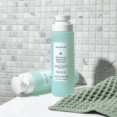 Naturium The Perfector Salicylic Acid Skin Smoothing Body Wash 16.9 fl oz - Imperfect Container
