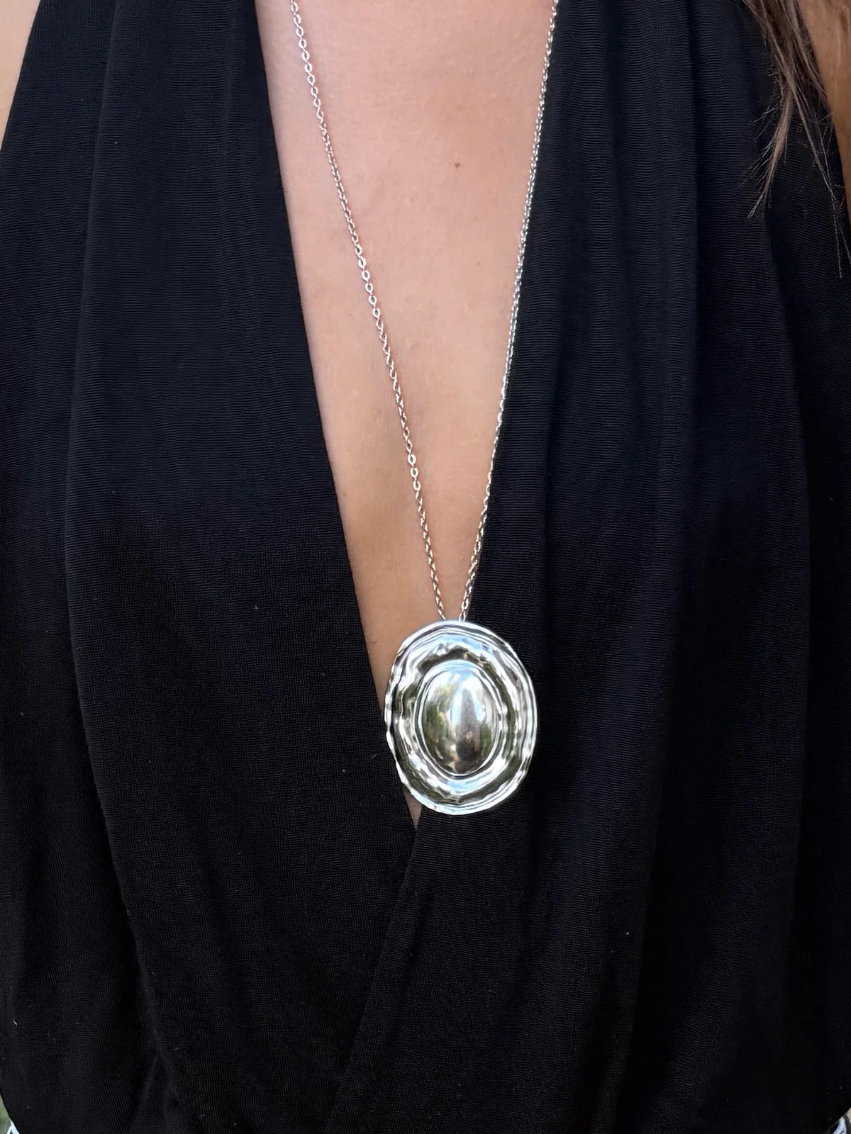 CANNES - Långt silverhalsband