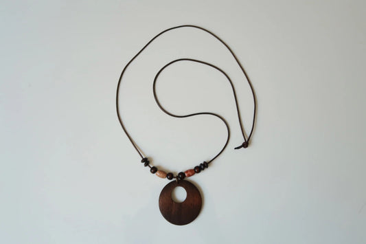 ANTIBES - Trähalsband